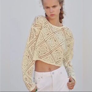 Zara Top Cropped Crochet Sweater Cream Off White Long Sleeve Women’s Size Small
